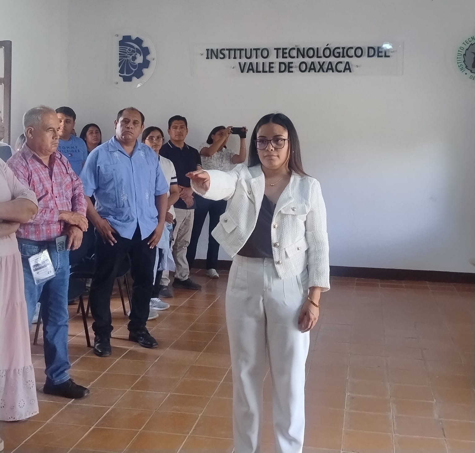 Biol. Xochitl Cortes González presentó con éxito la disertación de su examen de grado